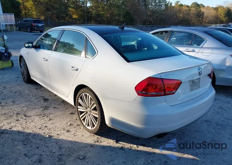 2014 Volkswagen Passat 1.8T Sport from USA, damaged, VIN 1VWBS7A33EC114016